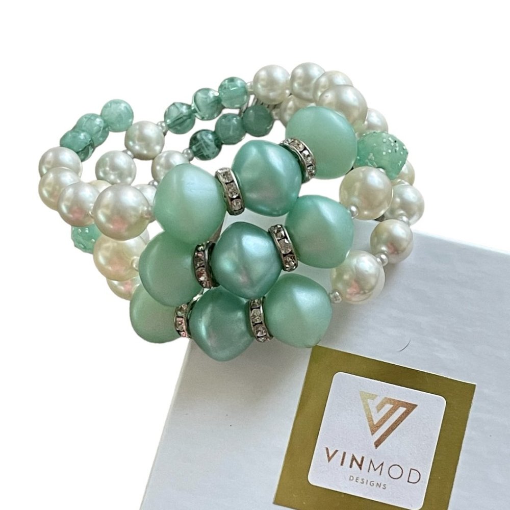 Vintage 1960s Beads & Crystals Repurposed - VINMOD Designs Wire Wrap Bracelet